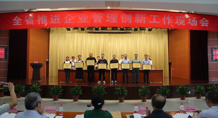 1506570637944413.jpg CZ4A3504可用.jpg