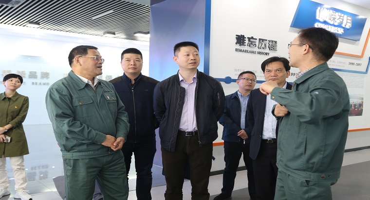 1511333777905432.jpg CZ4A6357.jpg